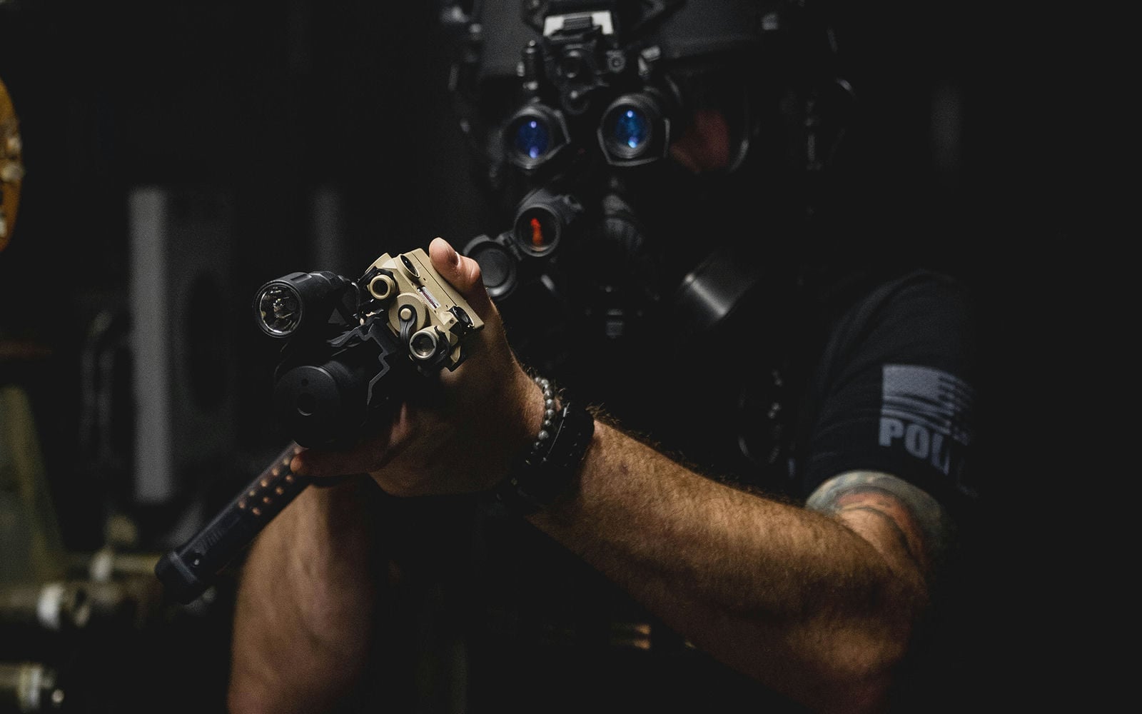 APC9 SD G Subcompact Tele B&T USA Tactical Military AR15 CQB Integrally Suppressed Silencer Top-Rated SWAT SOF Police 9mm